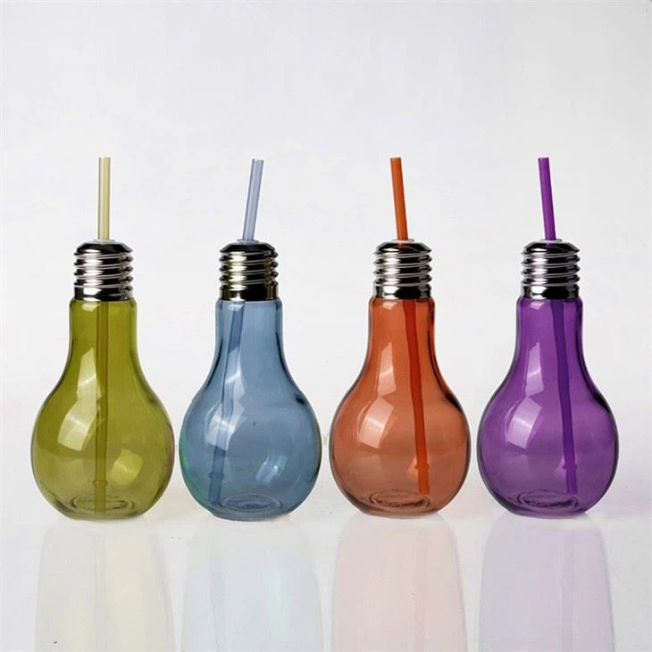 Toples minum bola lampu kaca